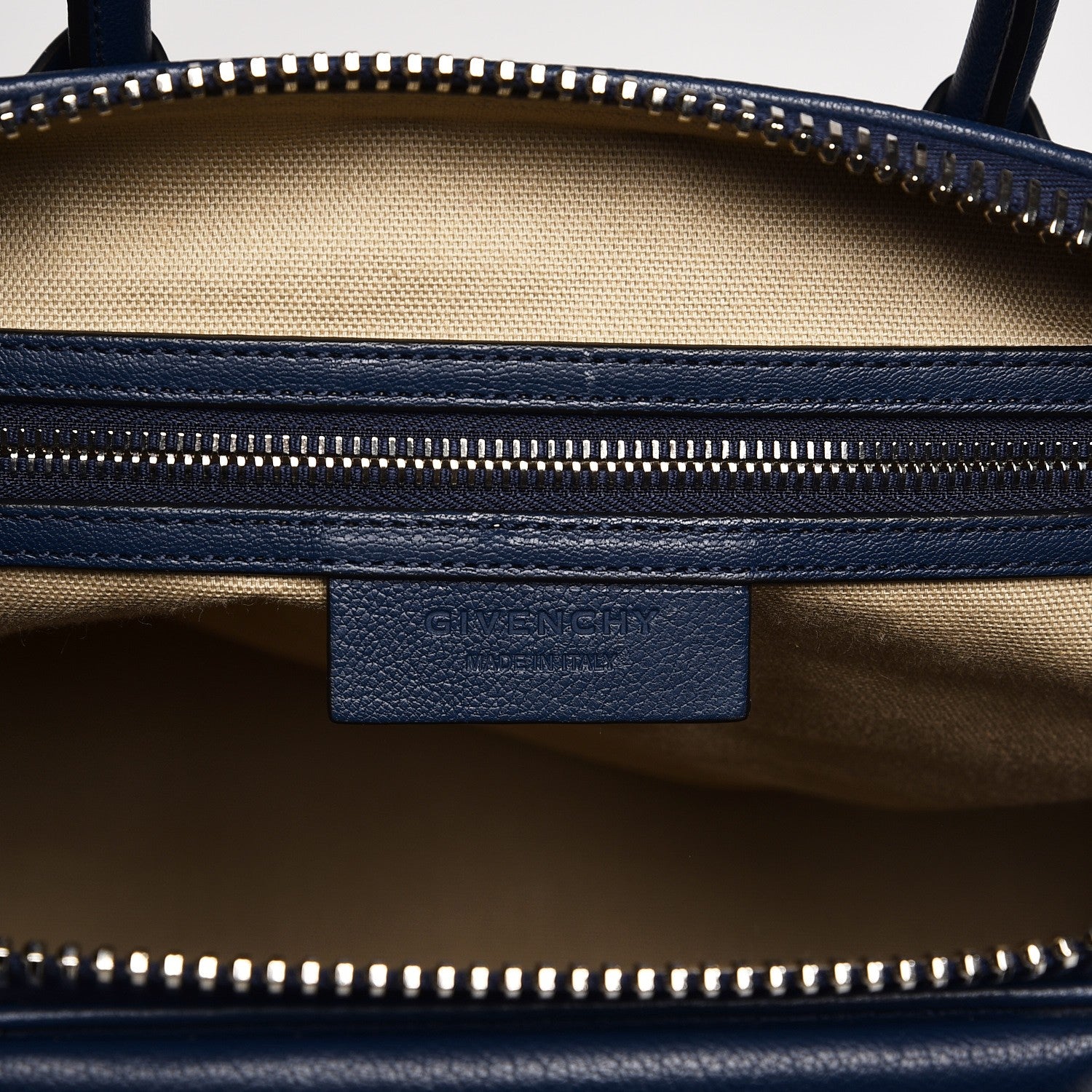 Givenchy Sugar Goatskin Medium Antigona Night Blue 7 of 8