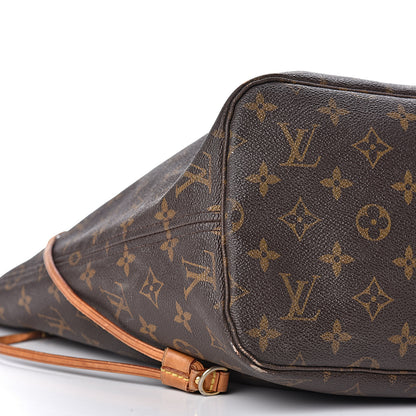 Louis Vuitton Monogram Neverfull MM 13 of 15