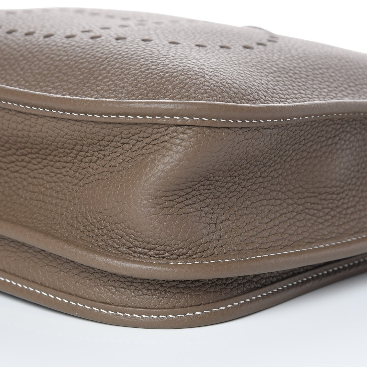 Hermes Taurillon Clemence Evelyne III PM Etoupe 9 of 10
