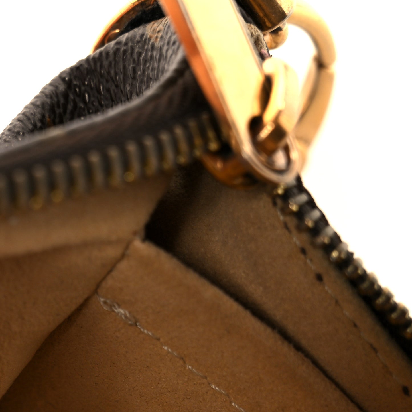 Monogram Pochette Milla MM
