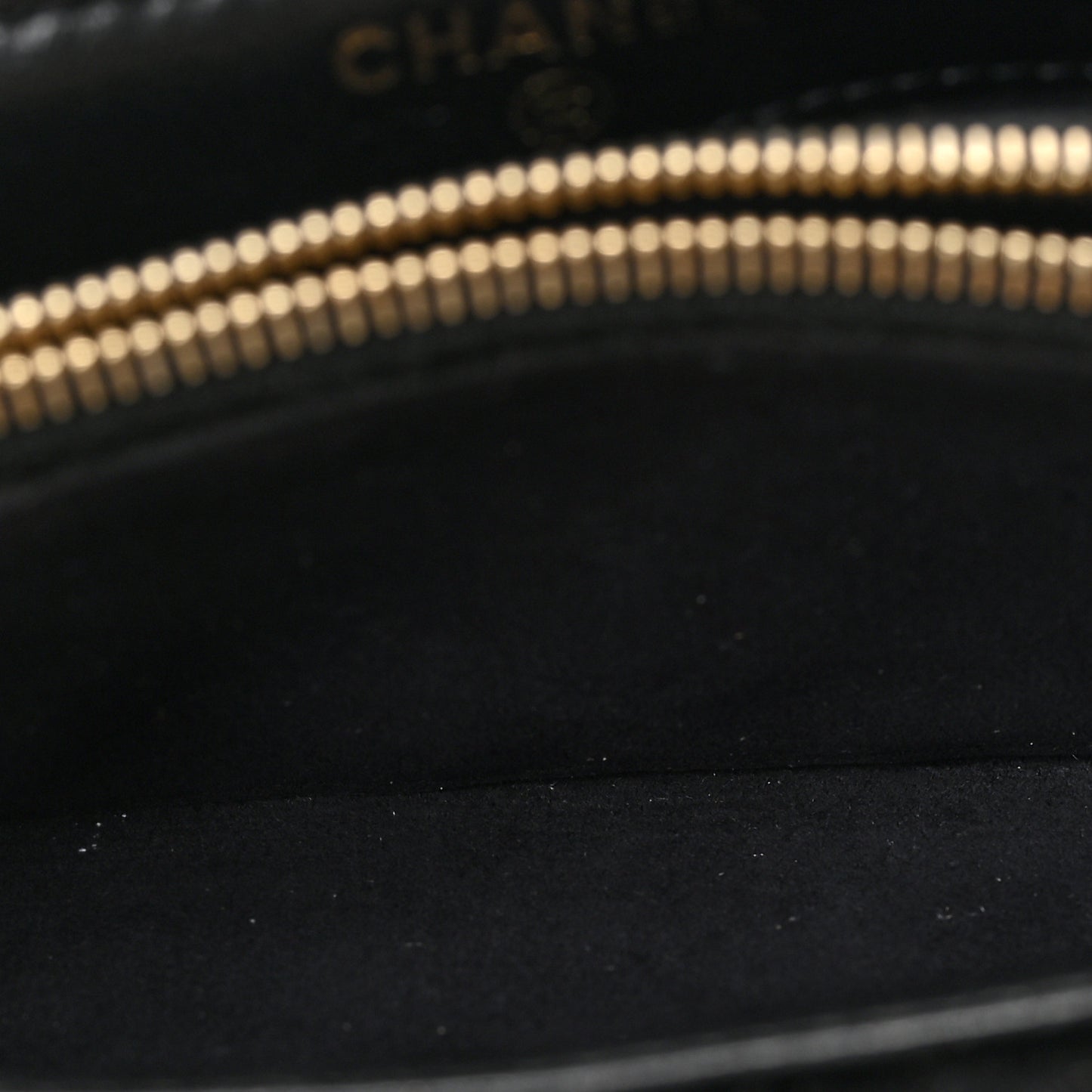 Velvet Quilted Small Clutch With Chain Black