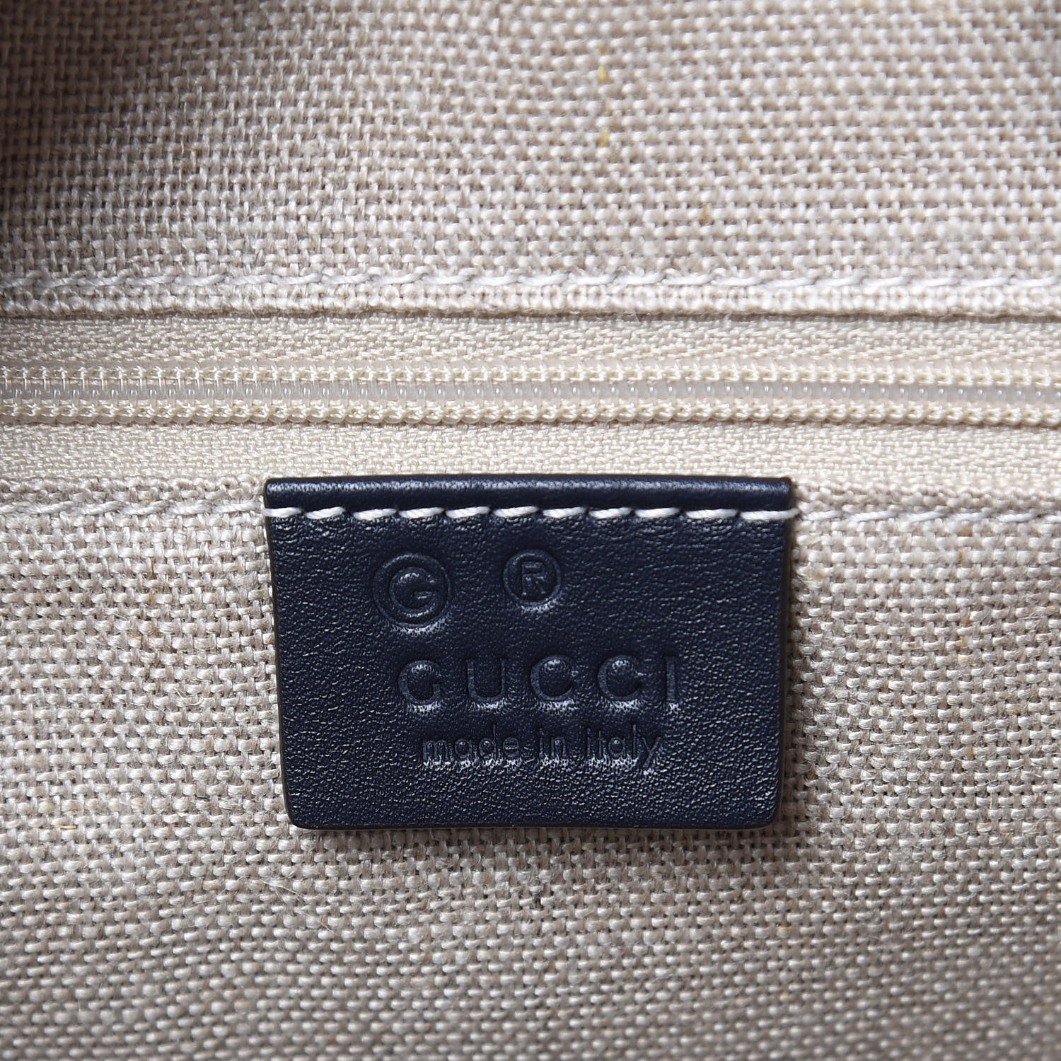 Gucci Soft Microguccissima Small Crossbody Bag Blue 6 of 9
