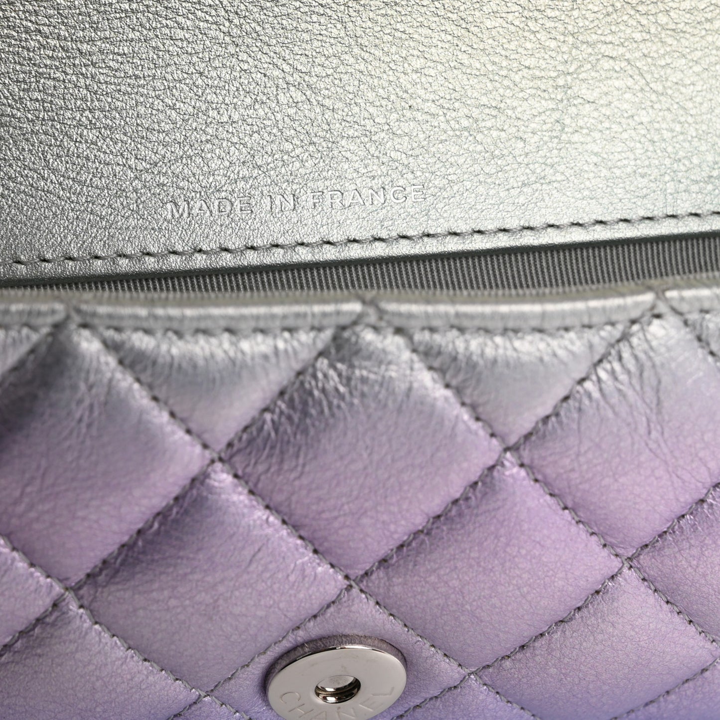 Gradient Metallic Calfskin Quilted Glasses Case With Chain Silver Blue Yellow Purple