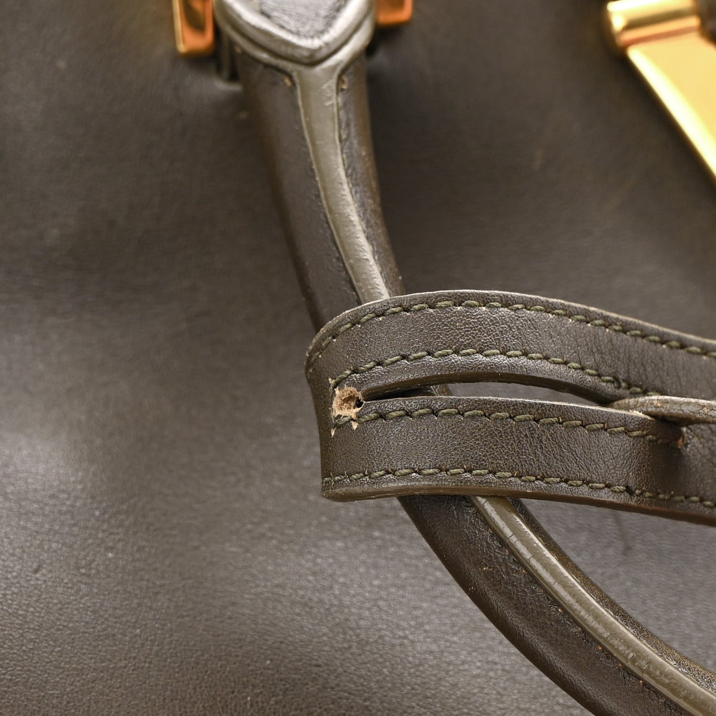 Calfskin Small Classic Y Cabas Mousse