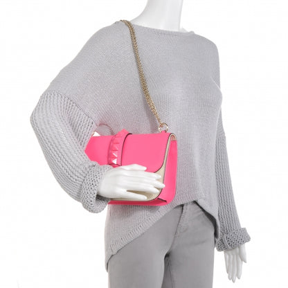 Valentino Garavani Vitello Bi-Color Large Glam Lock Rockstud Flap Fuxia Fluo Ivory 2 of 8