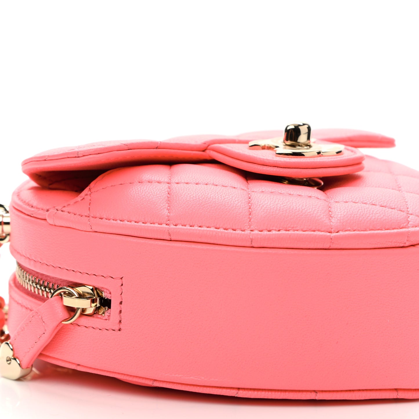 Lambskin Quilted CC In Love Heart Clutch With Chain Pink