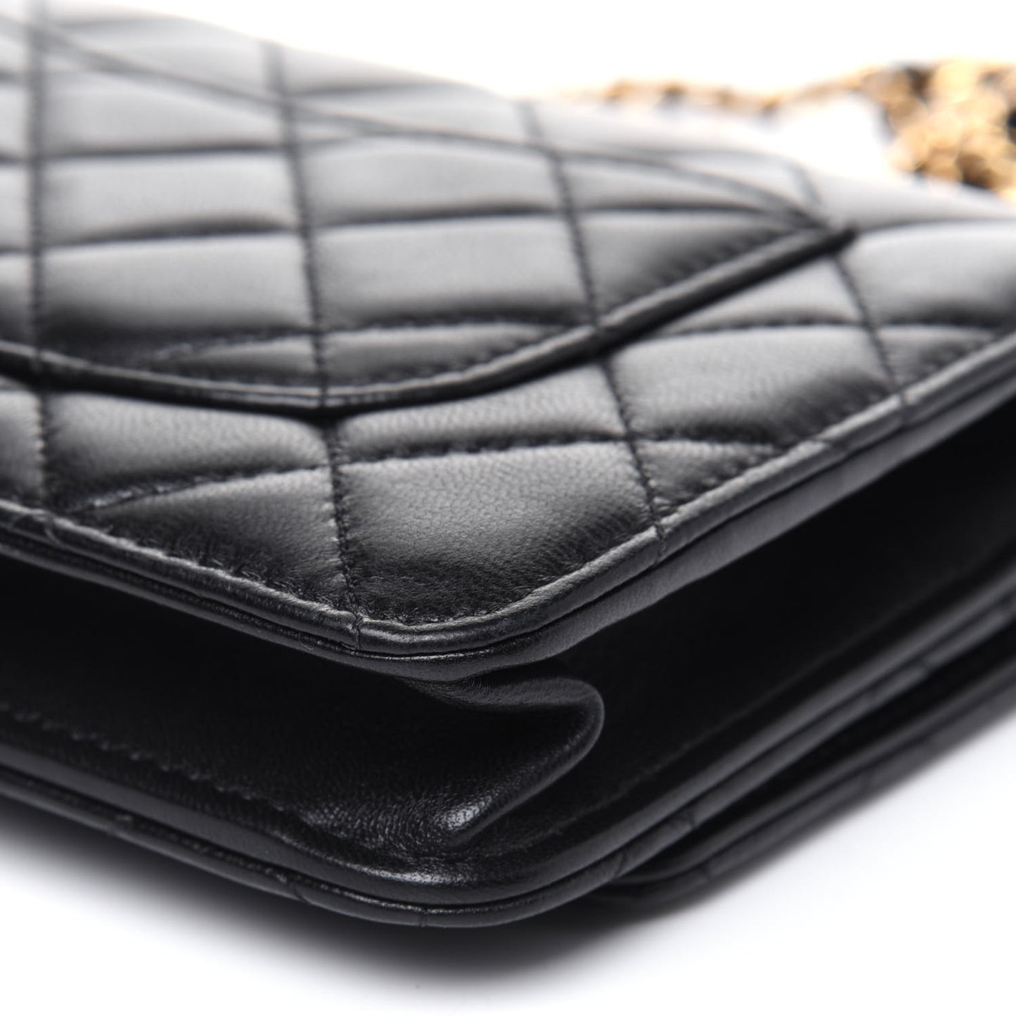 Lambskin Quilted Wallet On Chain WOC Black