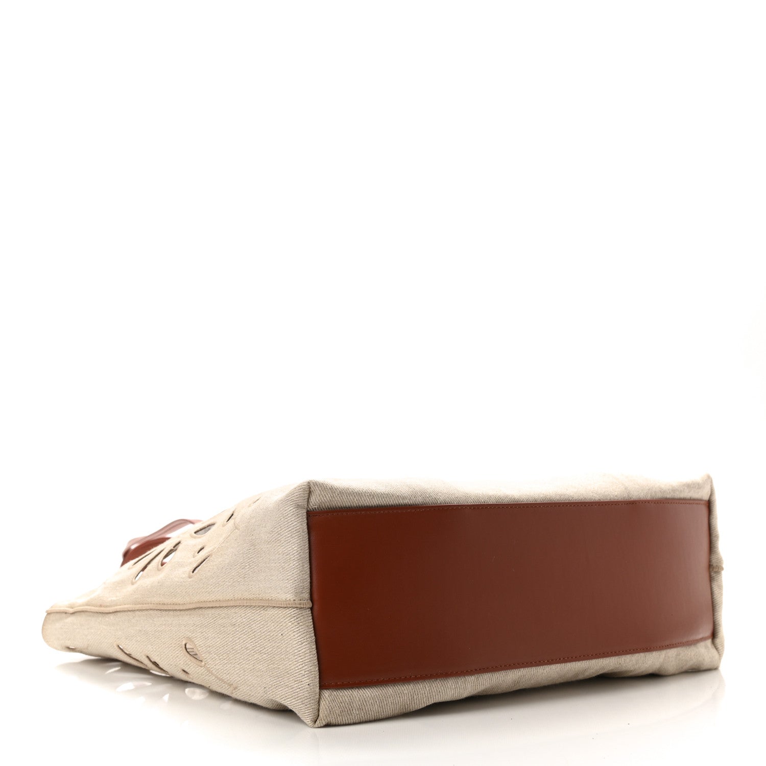 Chloe Linen Calfskin Large Kamilla North-South Tote Beige 4 of 10