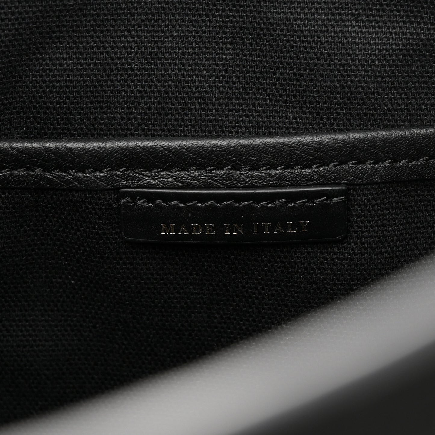 Grainy Calfskin House Check Small Canterbury Black