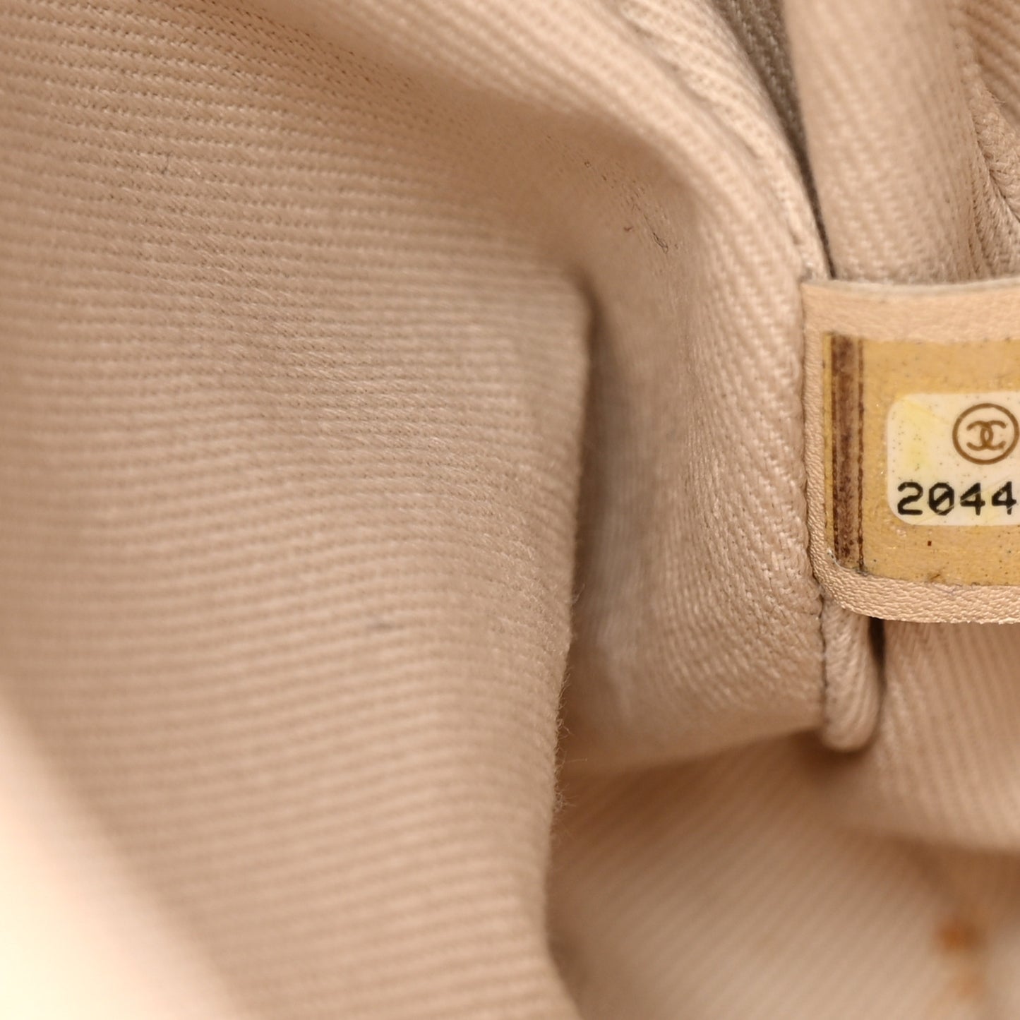 Glazed Calfskin Quilted Medium Bubble CC Flap Beige