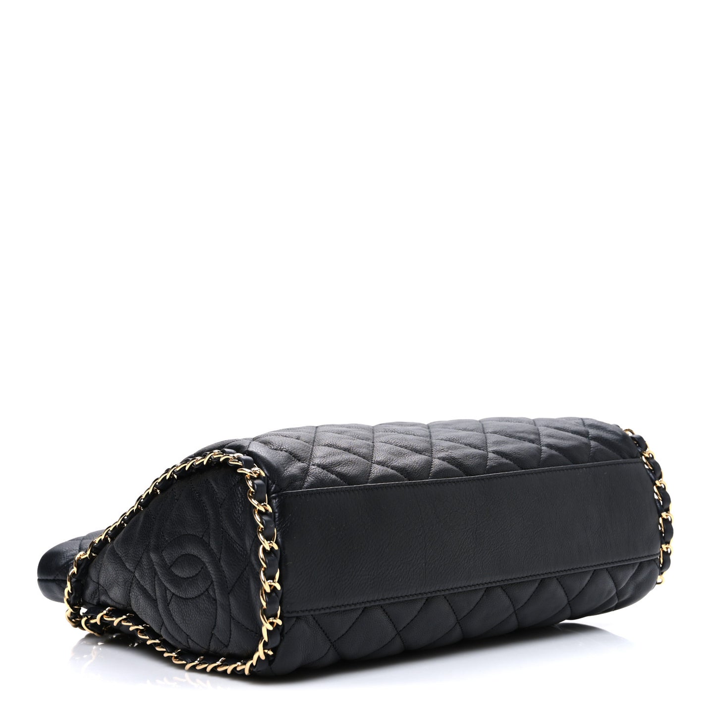 Calfskin Quilted Medium Chain Me Hobo Black