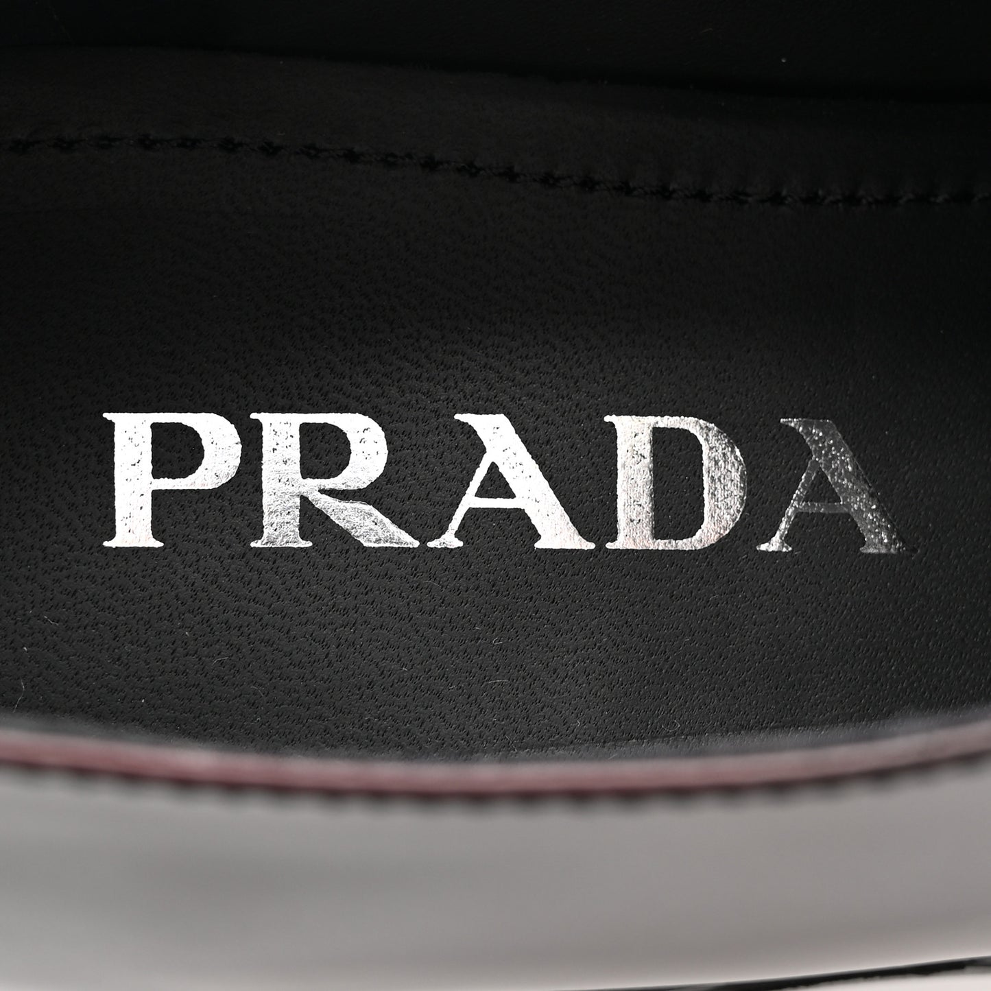 Spazzolato Metal Triangle Logo 50mm Loafers 38.5 Cordovan