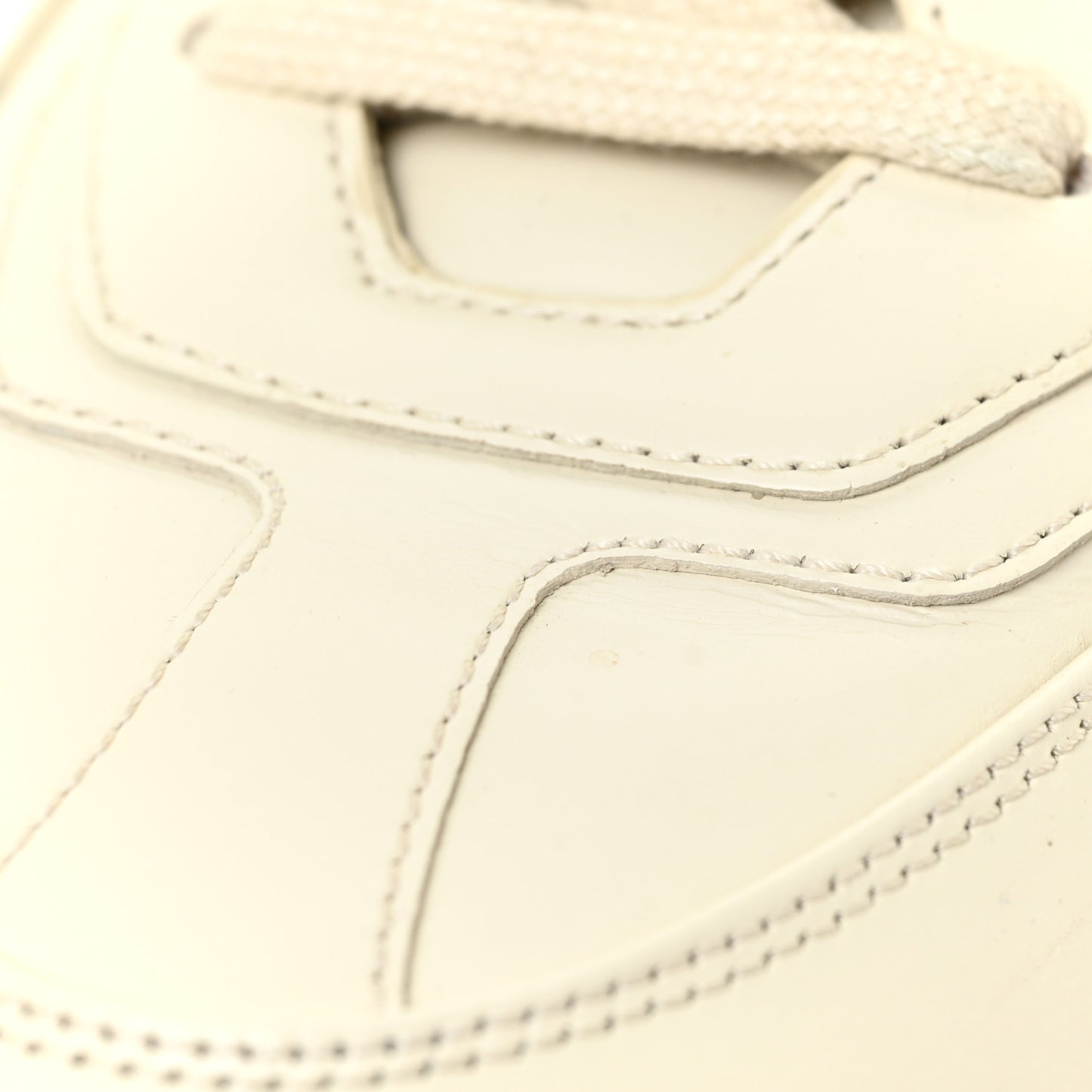 Calfskin Logo Womens Rhyton Sneakers 40 Ivory