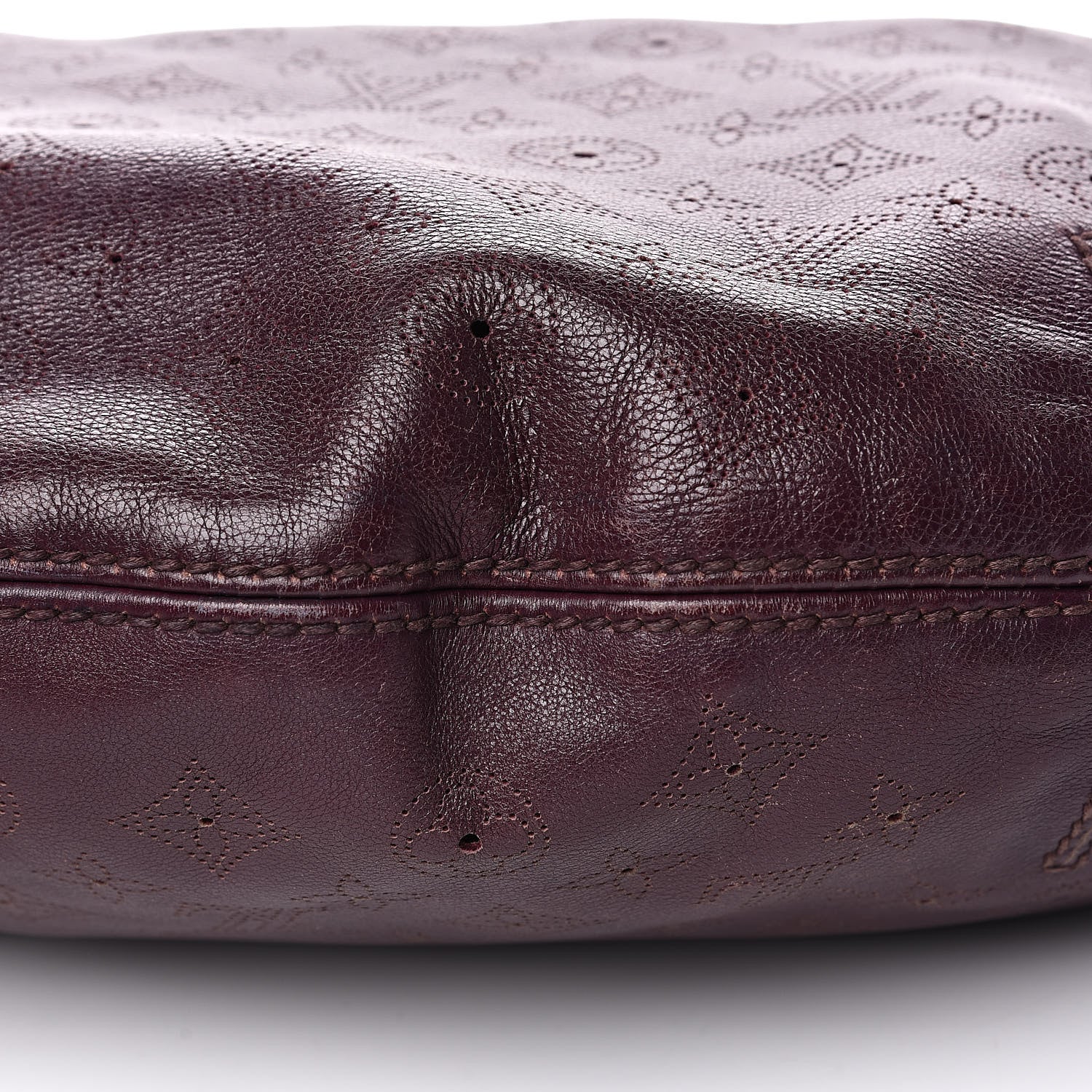 Louis Vuitton Mahina Onatah GM Aubergine 9 of 16