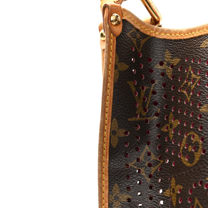 Louis Vuitton Monogram Perforated Musette Fuchsia 13 of 14