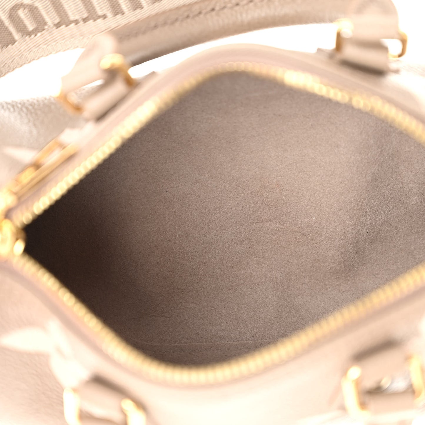 Empreinte Monogram Giant Papillon BB Tourterelle Cream