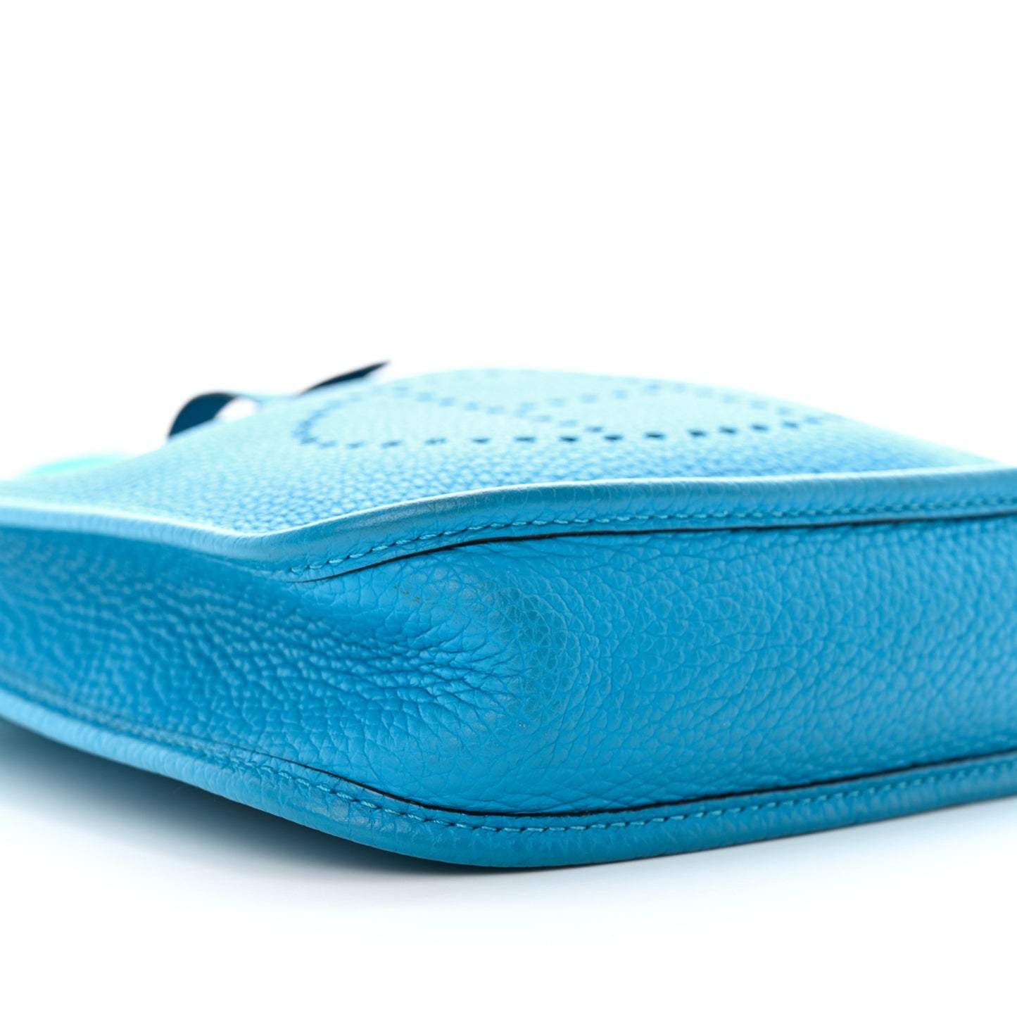 Taurillon Clemence Evelyne TPM Bleu Zanzibar