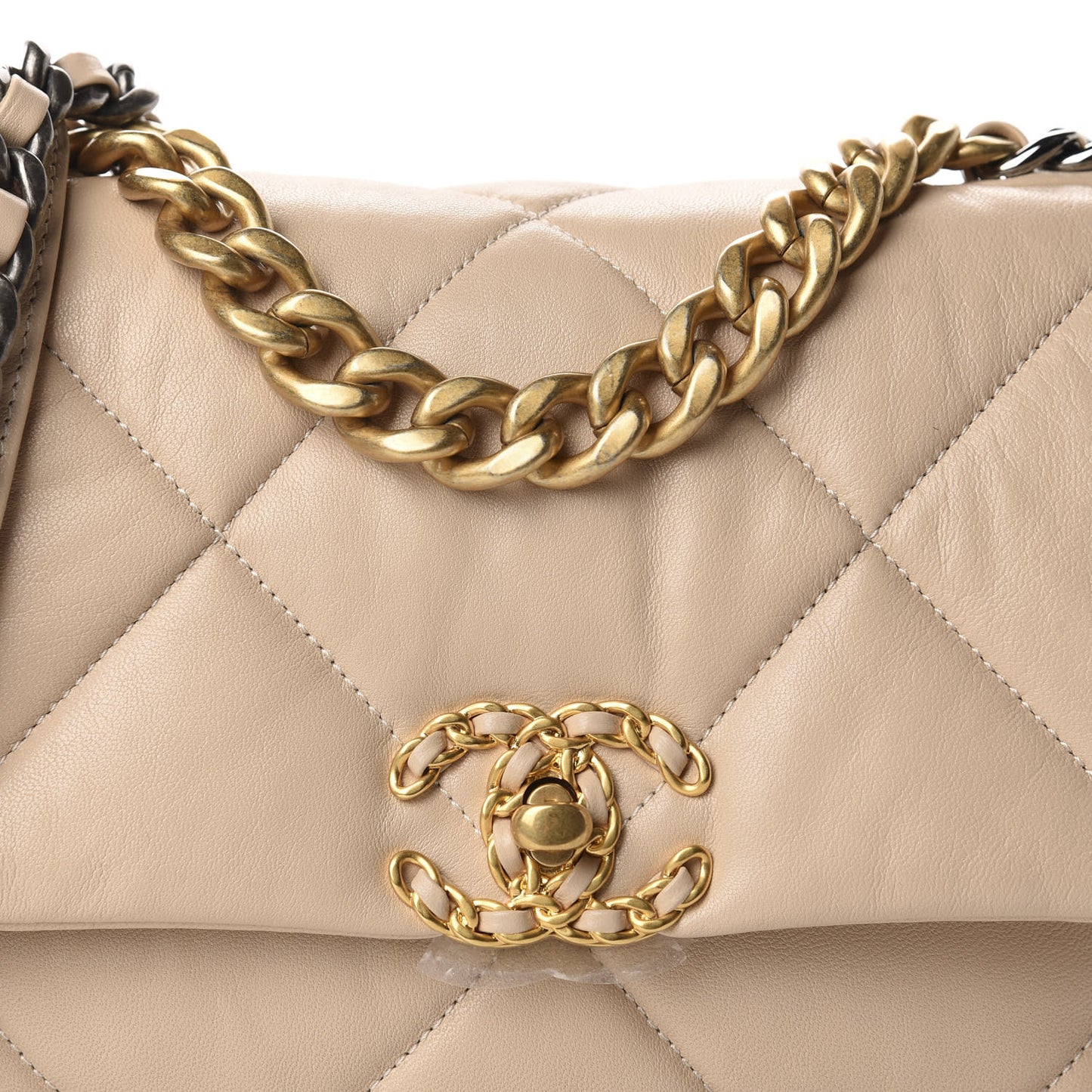Lambskin Quilted Medium 19 Flap Beige