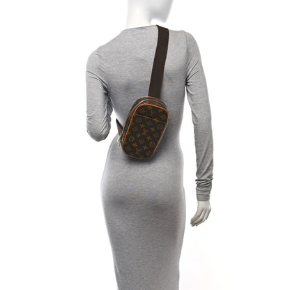 Louis Vuitton Monogram Pochette Gange 2 of 9