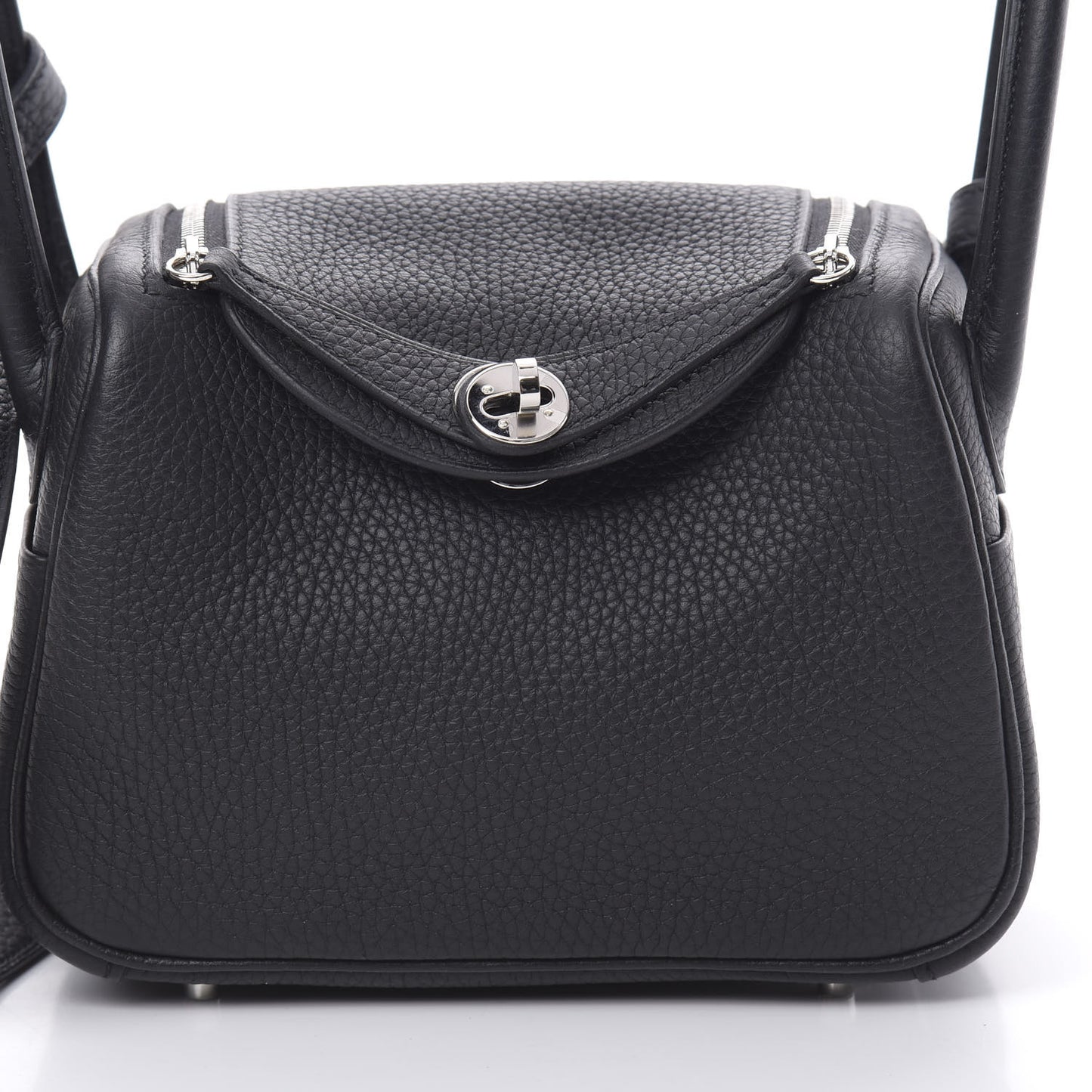 Taurillon Clemence Mini Lindy 20 Black