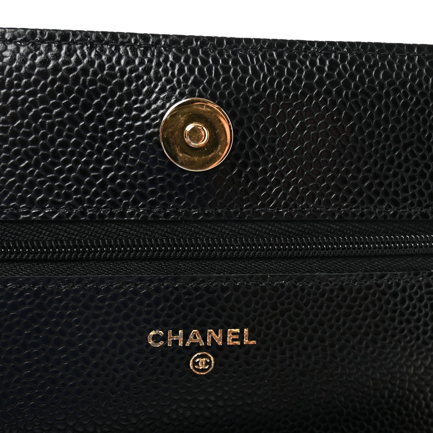 Caviar Quilted Wallet on Chain WOC Black