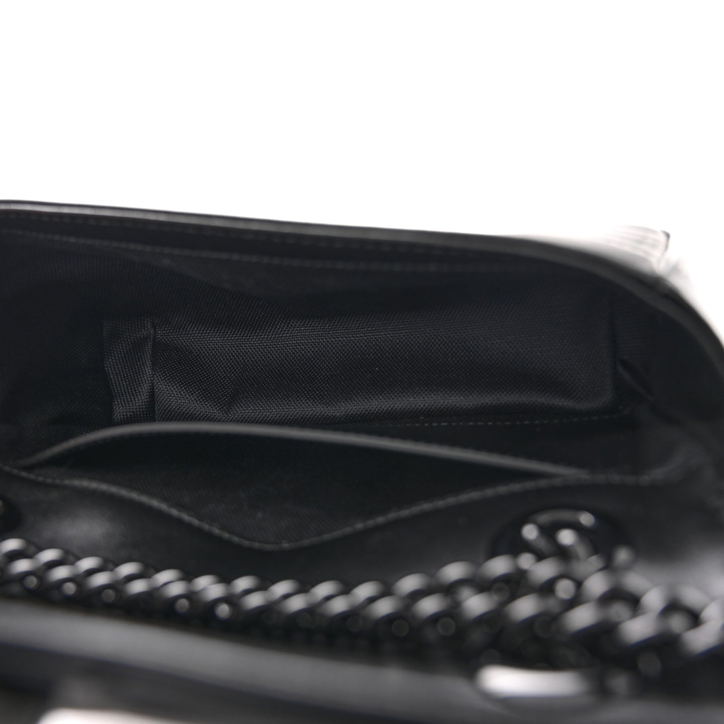 Calfskin Matelasse Monochrome Mini GG Marmont Shoulder Bag Black
