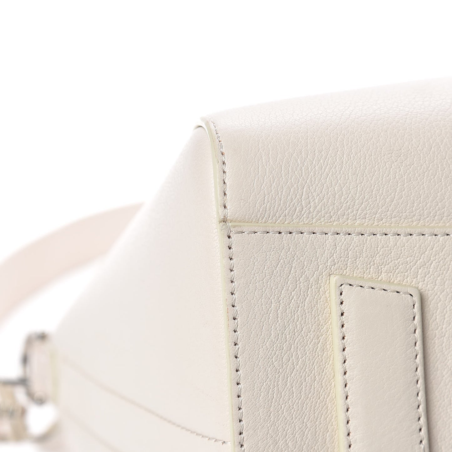Sugar Goatskin Medium Antigona Ivory