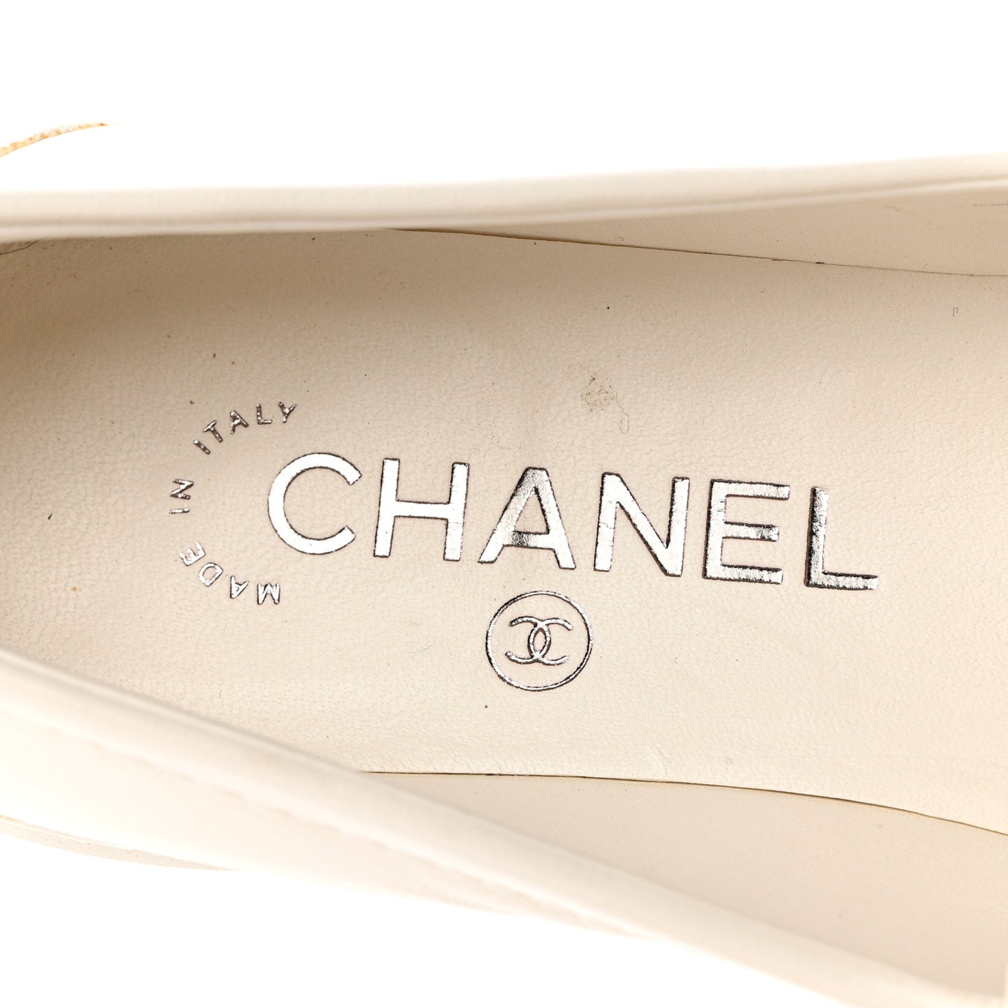 Shiny Lambskin Quilted CC Turnlock Loafers 38 White