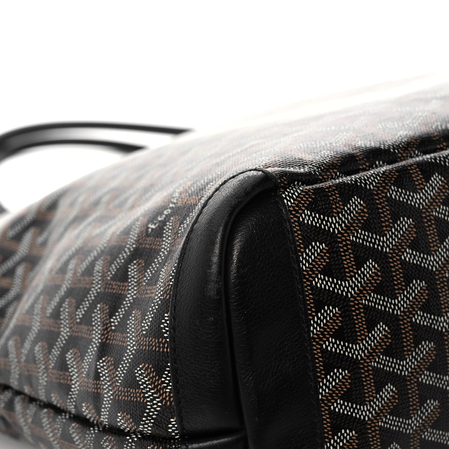 Goyardine Artois MM Black