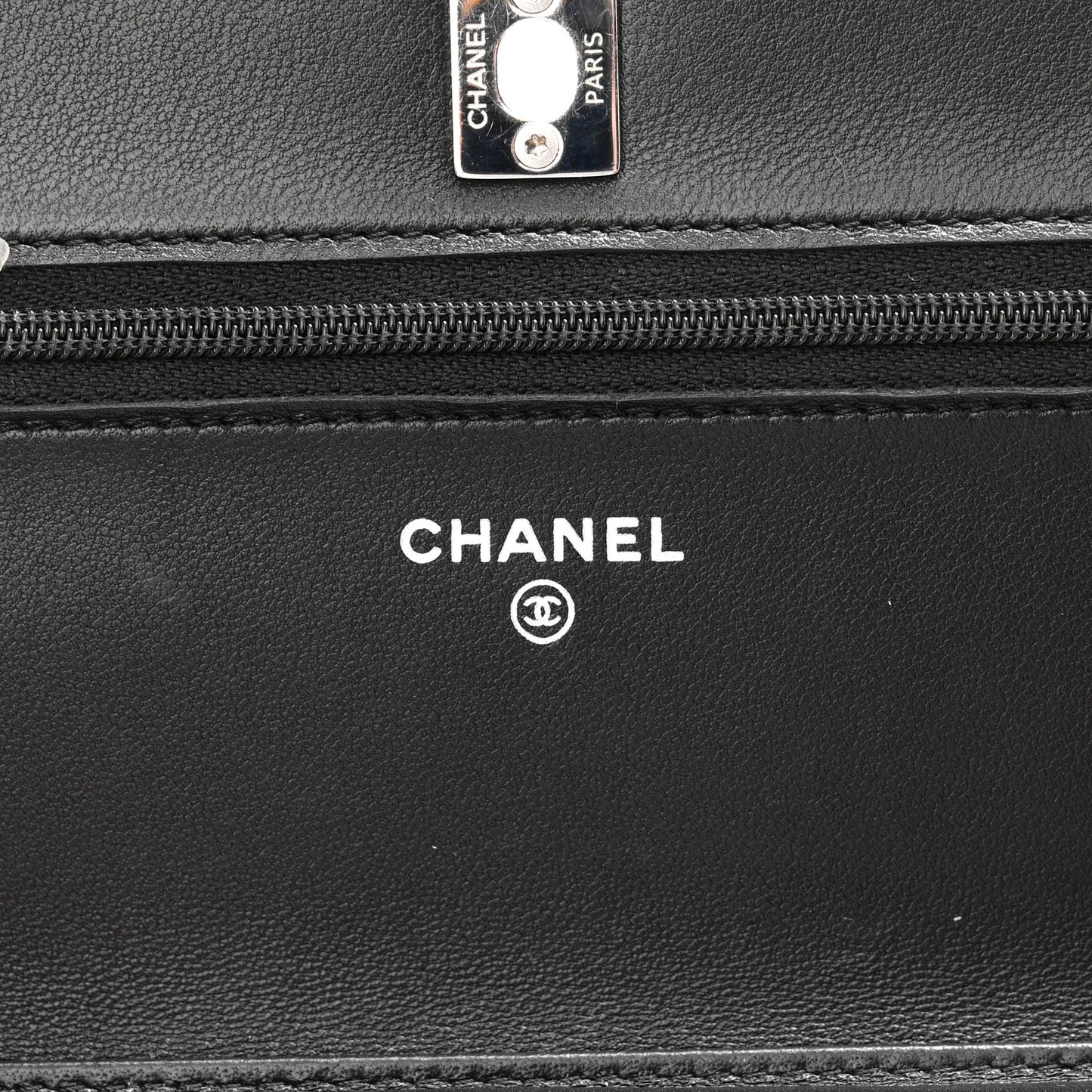 Lambskin Quilted CC Turnlock Wallet On Chain WOC Black