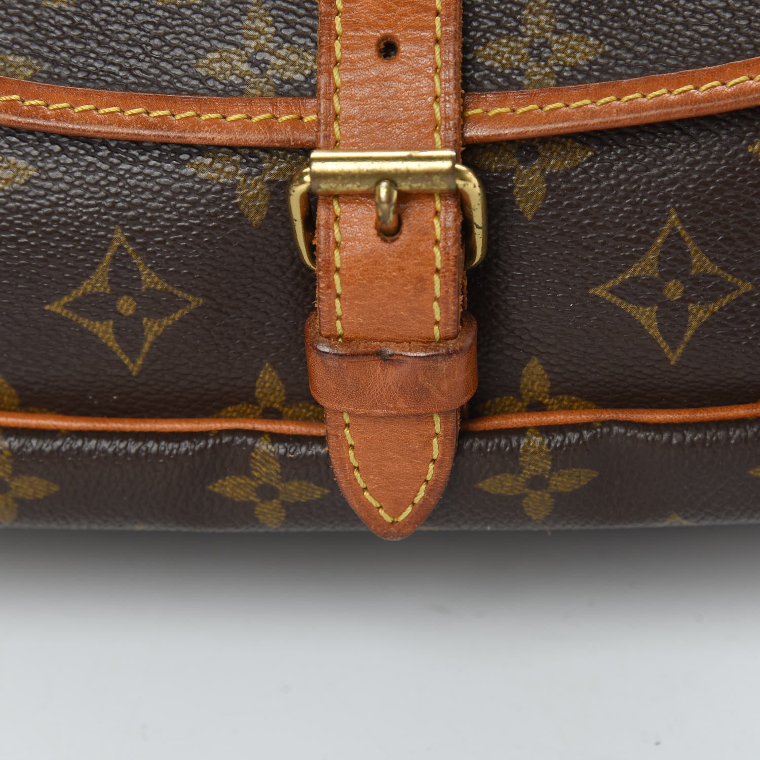 Louis Vuitton Monogram Saumur 30 14 of 19