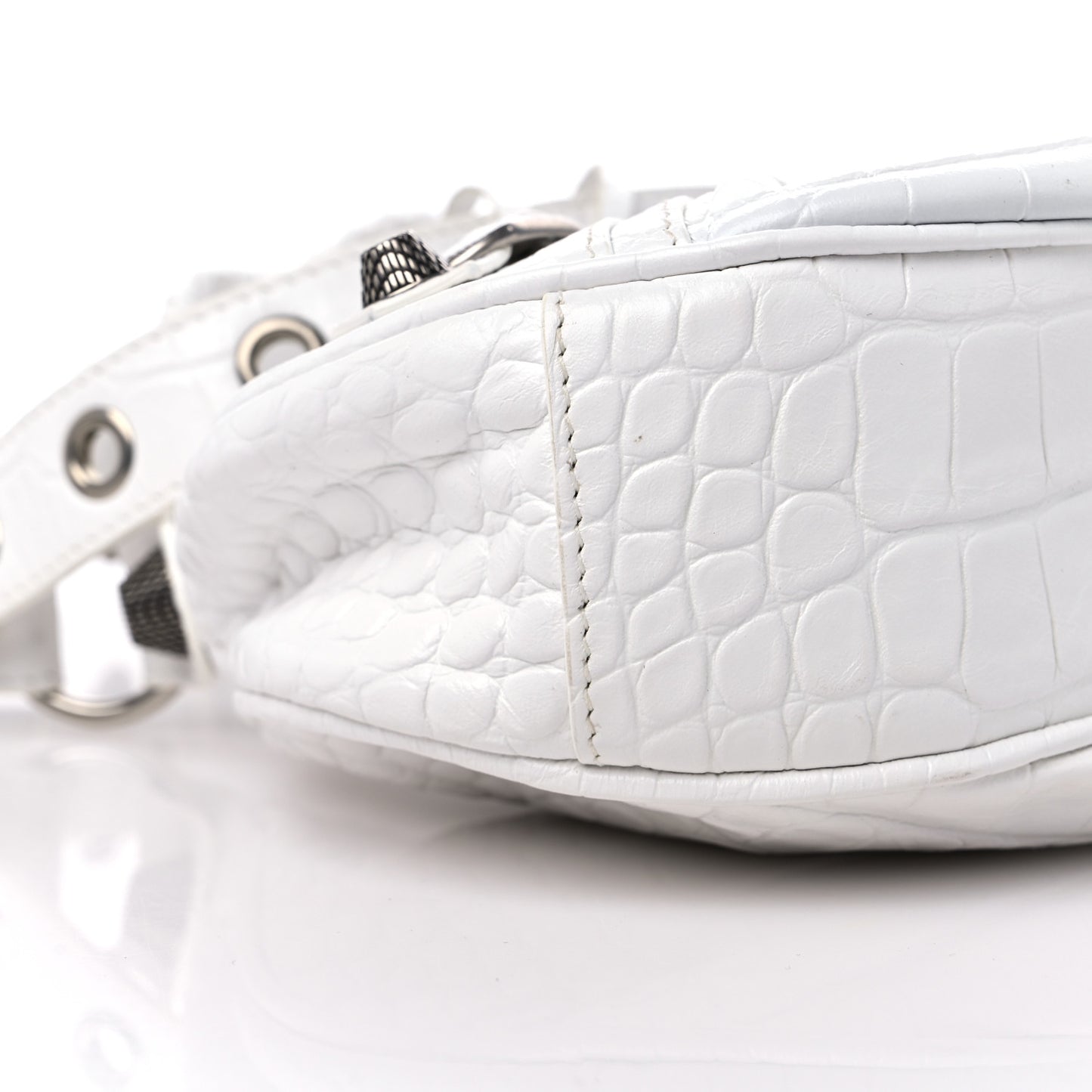 Extra Supple Calfskin Crocodile Embossed Le Cagole Shoulder Bag XS Optic White