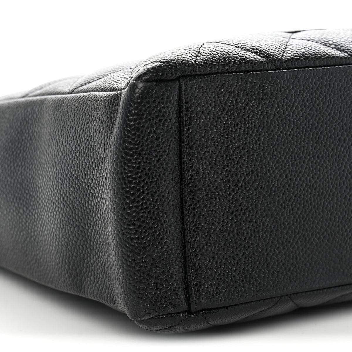 Caviar Quilted Petit Shopping Tote PST Black