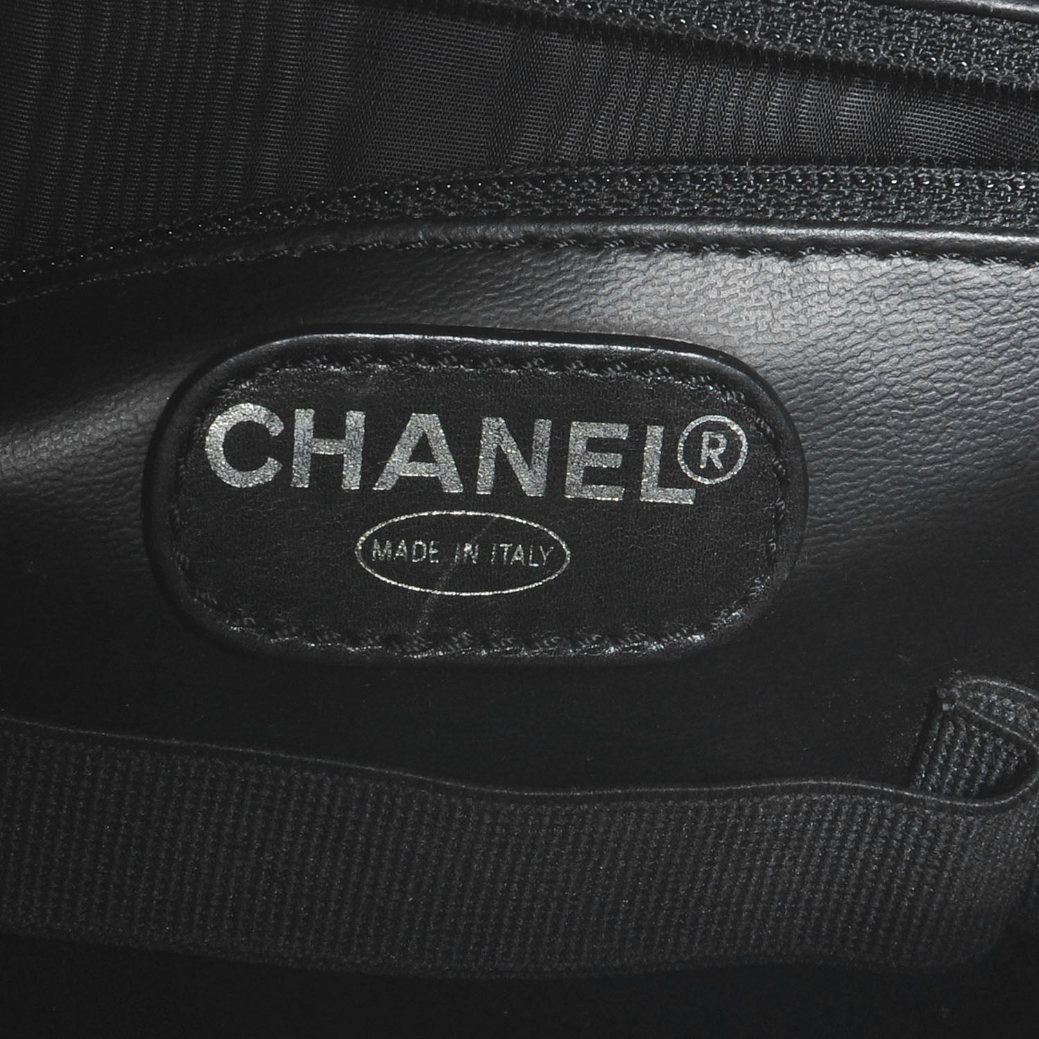 Chanel Caviar Cosmetic Case Black 6 of 8