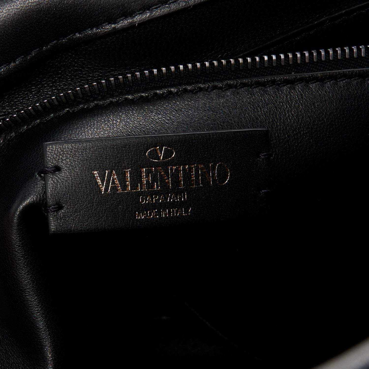 Valentino Garavani Nappa Monochrome Large Roman Stud Shoulder Bag Black 6 of 10