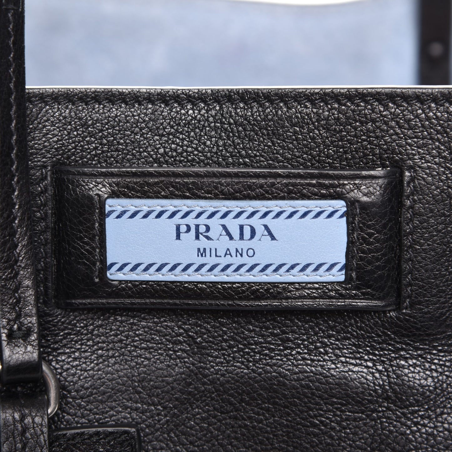 Glace Calf Etiquette Tote Black Astrale
