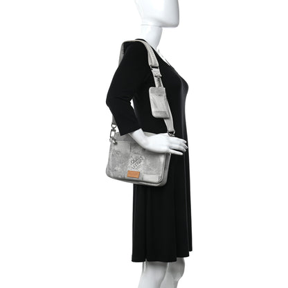 Louis Vuitton Damier Salt Trio Messenger Stone Grey 2 of 9