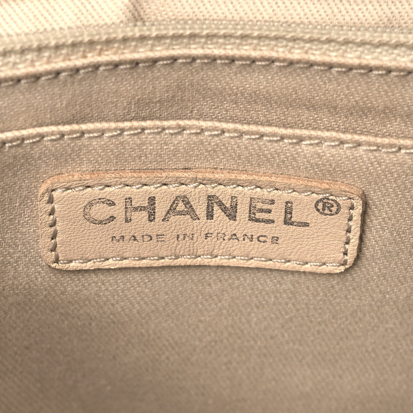 Caviar Large Timeless CC Flap White
