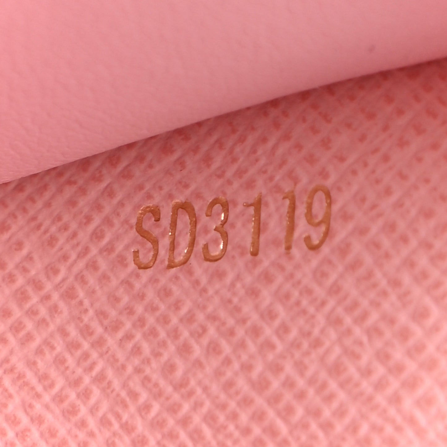 Damier Azur Victorine Wallet Rose Ballerine
