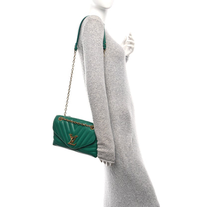 Louis Vuitton Calfskin New Wave Chain Bag MM NM  Emerald 2 of 10