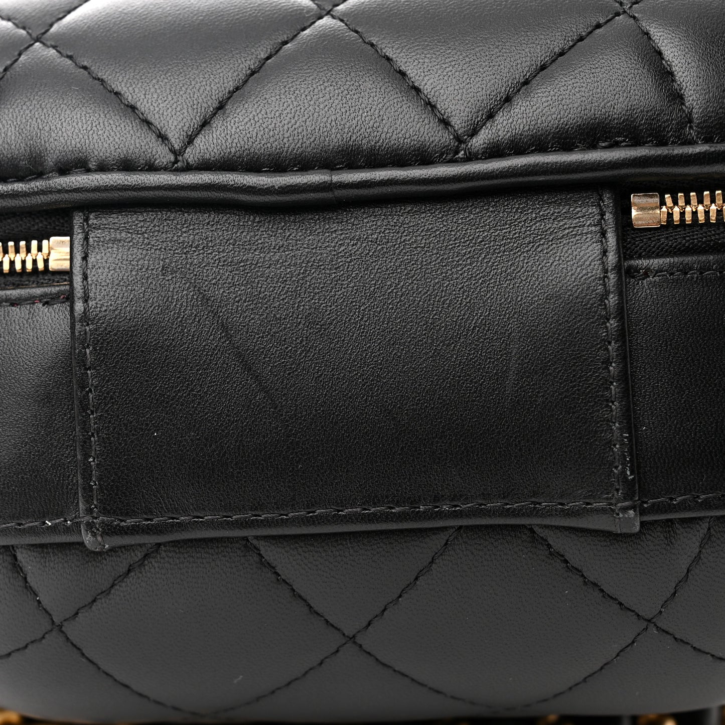 Lambskin Quilted Small CC Bubble Vanity Case Black