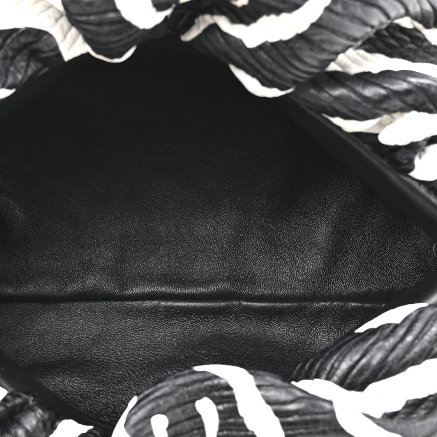 Bottega Veneta Nappa Zebra Print The Pouch Chain White Black 5 of 10