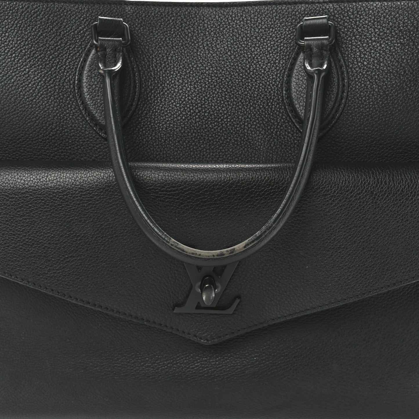 Soft Calfskin Lockme Tote MM Black