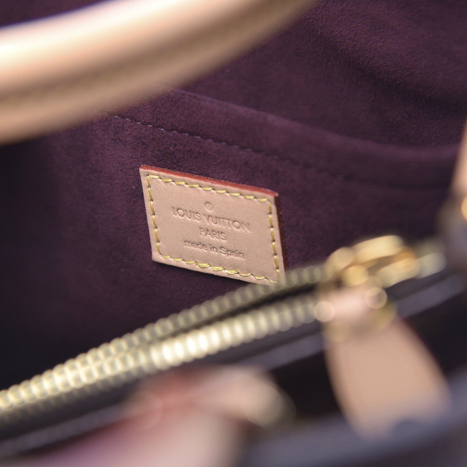 Louis Vuitton Monogram Montaigne MM 6 of 9