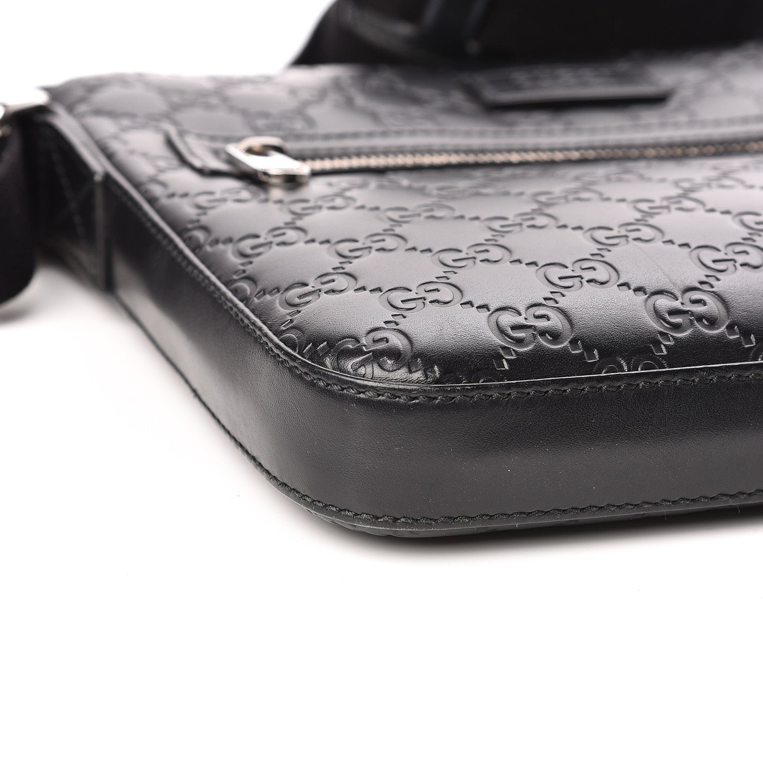 Gucci Guccissima Signature Small Messenger Bag Black 8 of 10