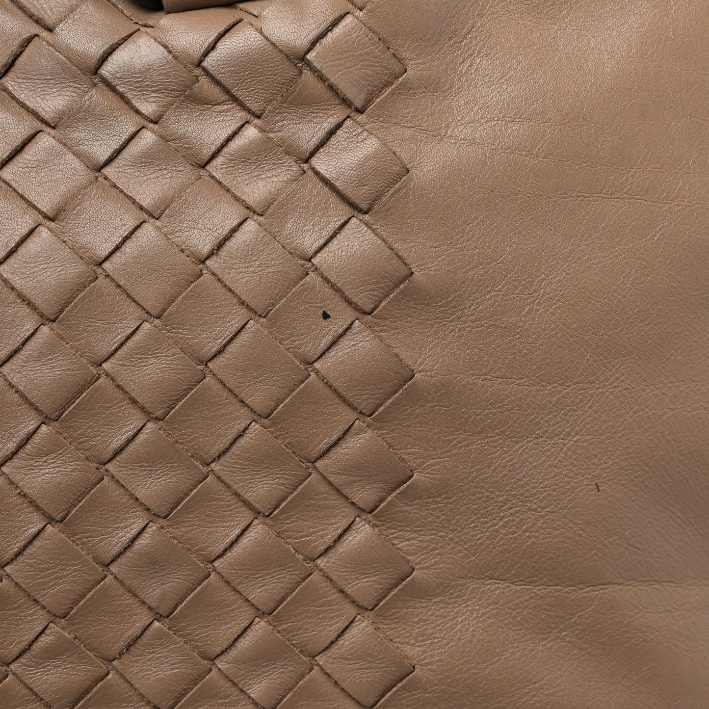 Calfskin Intrecciato Leggero Tote Beige