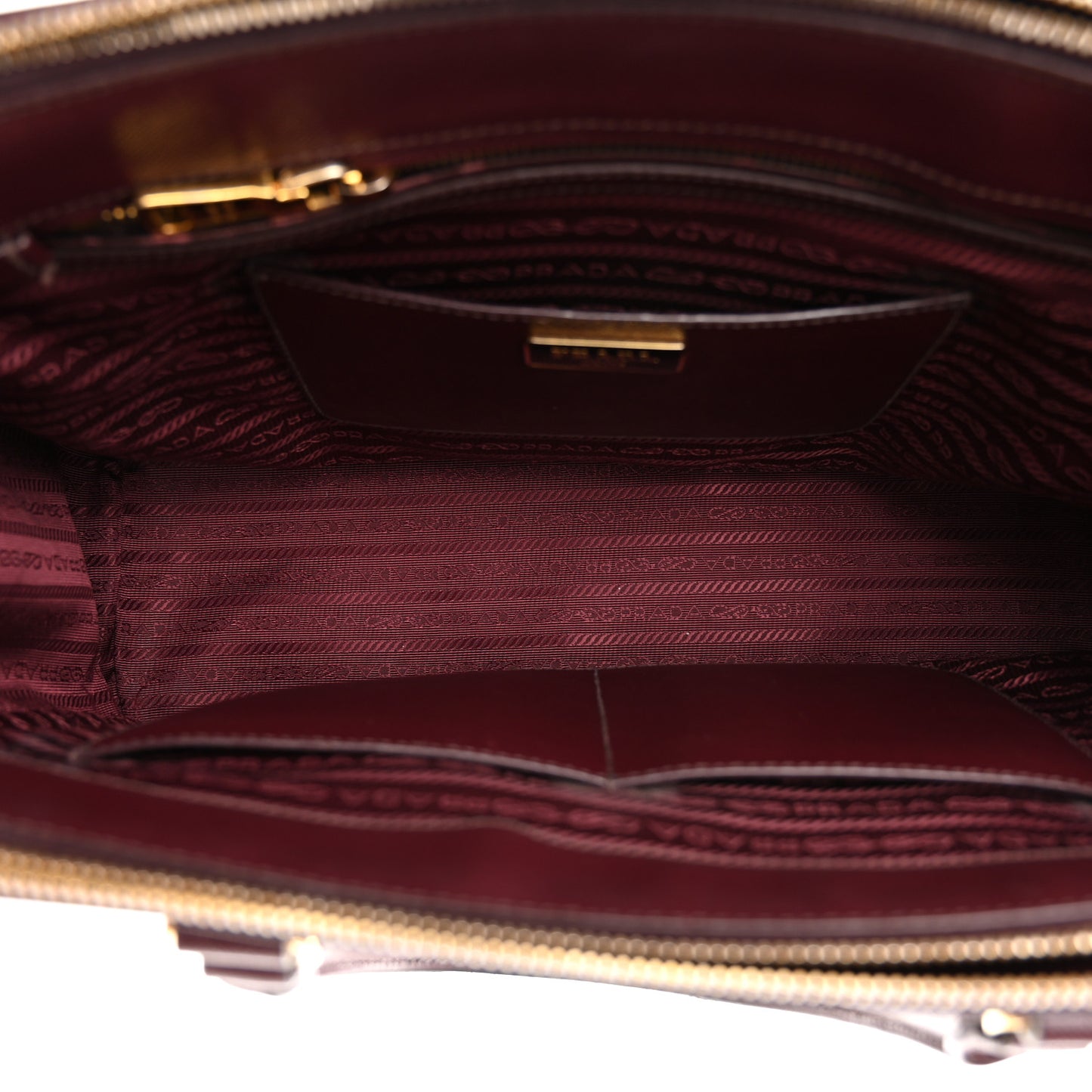 Saffiano Vernice Medium Galleria Double Zip Cerise