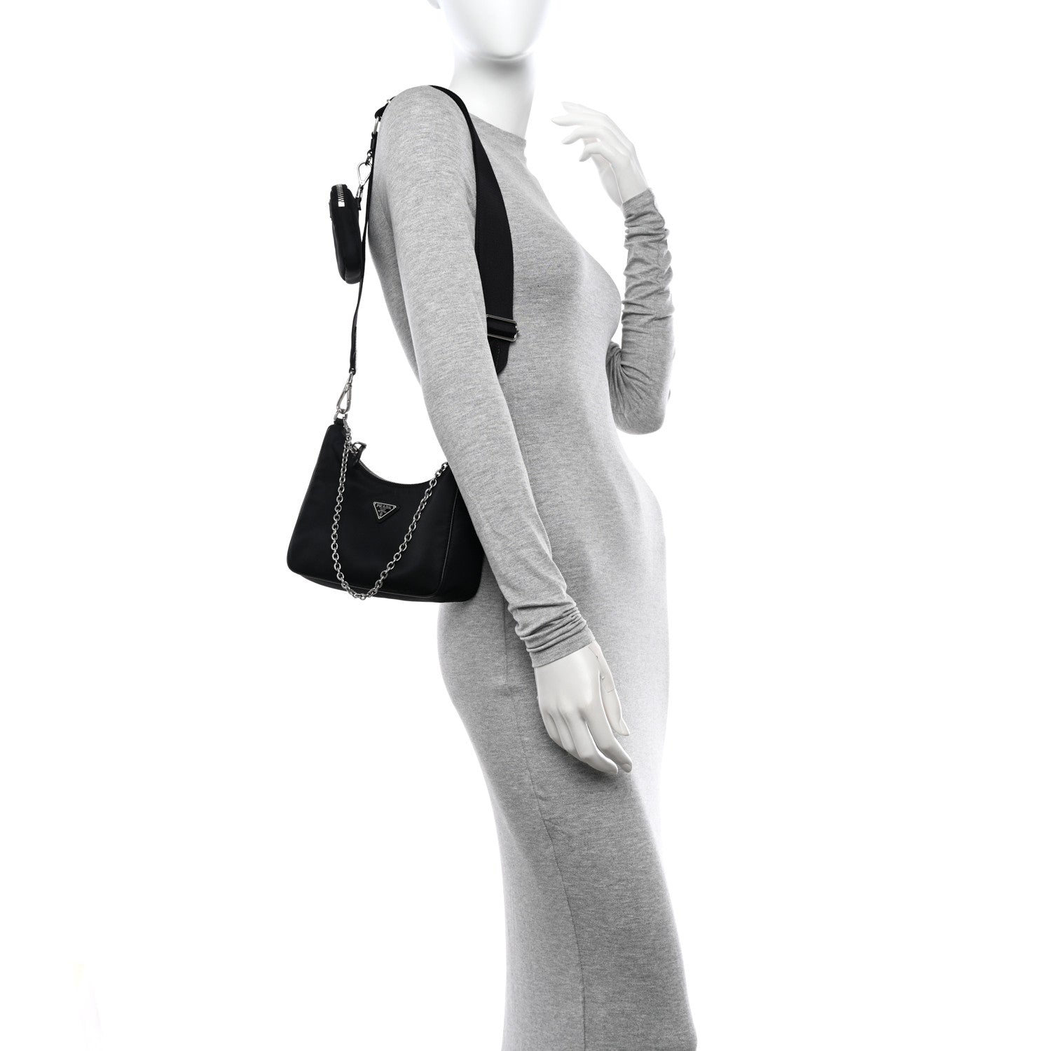 Prada Nylon Re-Edition 2005 Shoulder Bag Black 2 of 10