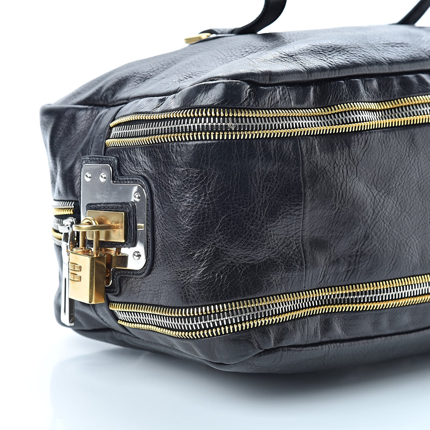 Glace Calfskin Zippers Plaque Boston Black