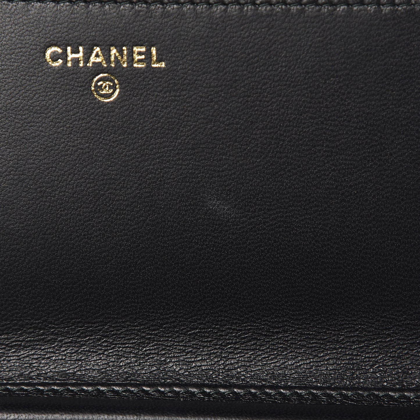 Lambskin Studded Wallet On Chain WOC Black